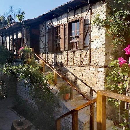 Demeter Rose Stonehouse Pansion Antália Exterior foto